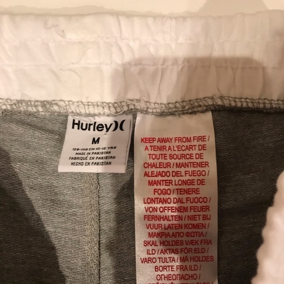 Hurley short like new​​​​​​​ - Picture 4 of 4